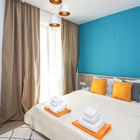 Luxury City Center Two Bedroom Apartment Close To Beach Warna Exterior foto