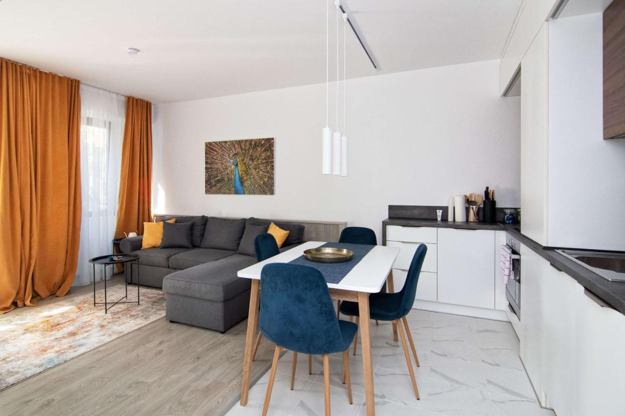 Luxury City Center Two Bedroom Apartment Close To Beach Warna Exterior foto
